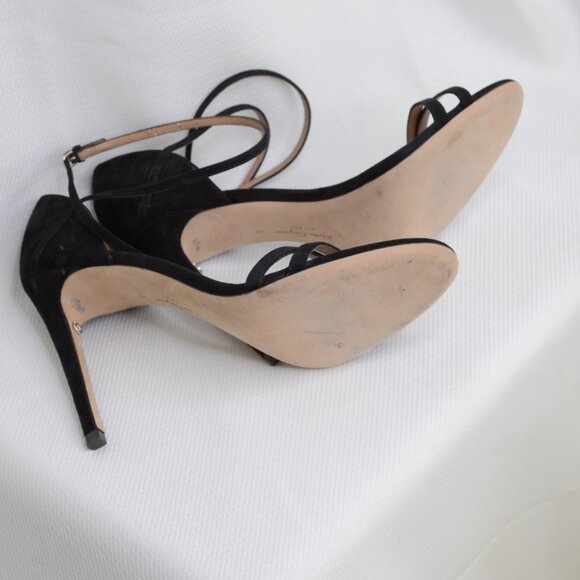NWOB Salvatore Ferragamo Ines X5 Black Suede Heels Sz 9 - Picture 6 of 9